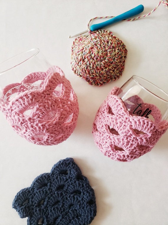 Crochet Pattern / The Wine Hugger / Stemless Wine Glass Cozy / Etsy