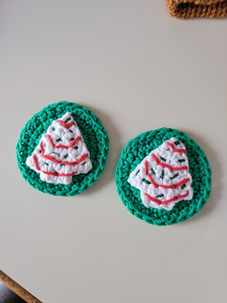 Digital Crochet car coaster crochet pattern, cup holder coaster, Christmas Tree Cake crochet car coaster, Xmas crochet, PDF pattern download image 2