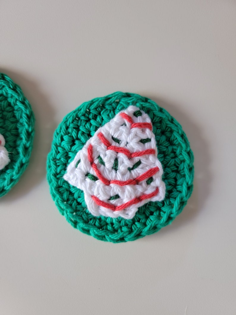 Digital Crochet car coaster crochet pattern, cup holder coaster, Christmas Tree Cake crochet car coaster, Xmas crochet, PDF pattern download image 3