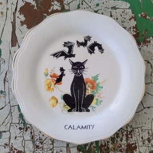 Vintage Black Cat Spooky Art Deco Wall Plate I Sz : 6&quot; I Altered Art I Hanging Wall Plate