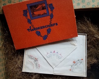 Vintage Austrain Embroidered Handkerchiefs in Original Art Deco Box l Unused l