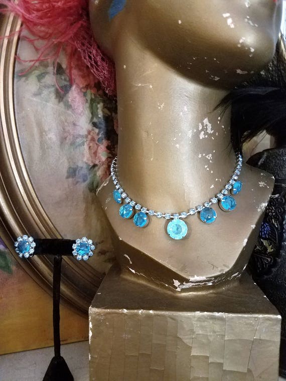 1950's Turquoise Blue Rhinestone Demi Parure Neck… - image 1