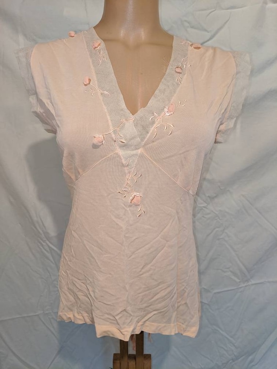 Beautiful Vintage Two Piece Pyjama Set 1940s Era