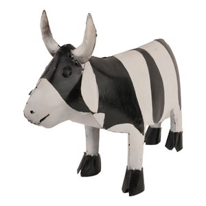 Lola the Farmhouse Cow-Metal-Garden-Yard Art-20L x 6W x 13H inches-Yard Art-Handmade-Lola the Farmhouse Cow