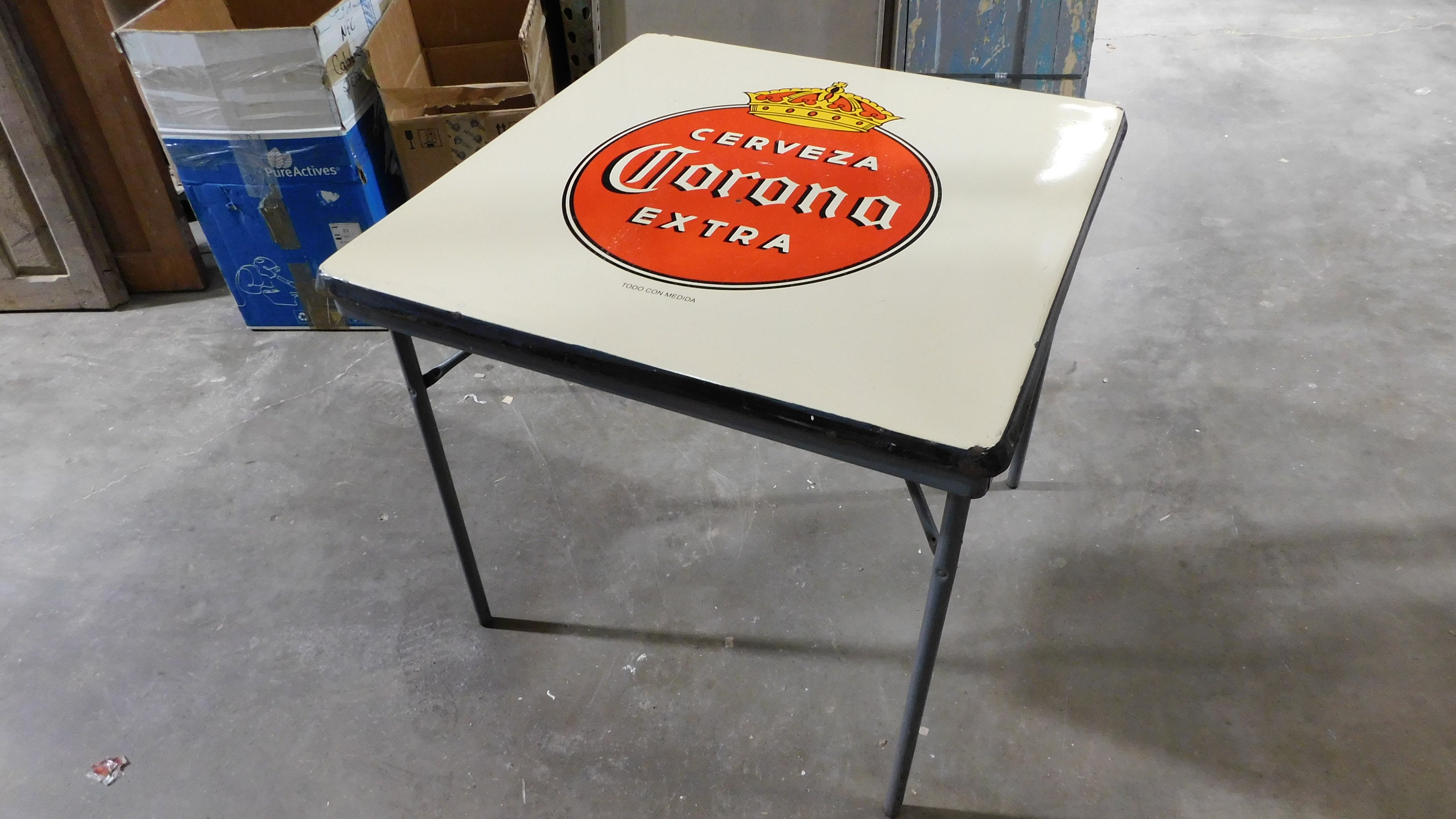 Corona コロナ テーブル Corona Metal Table With Legs-mexican-restaurant-bar