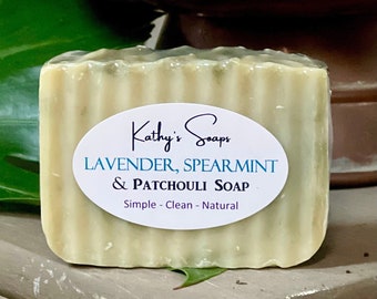 Lavender, Spearmint, Patchouli Essential Oil Soap with White Kaolin Clay and Spirulina