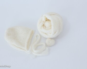 Ivory Newborn Stretch Knit Wrap, Knitted Bonnet and Felt Heart Set, Photo Session Prop, Wrap Set, Baby Stretch Wrap Set, Jersey Wrap Set