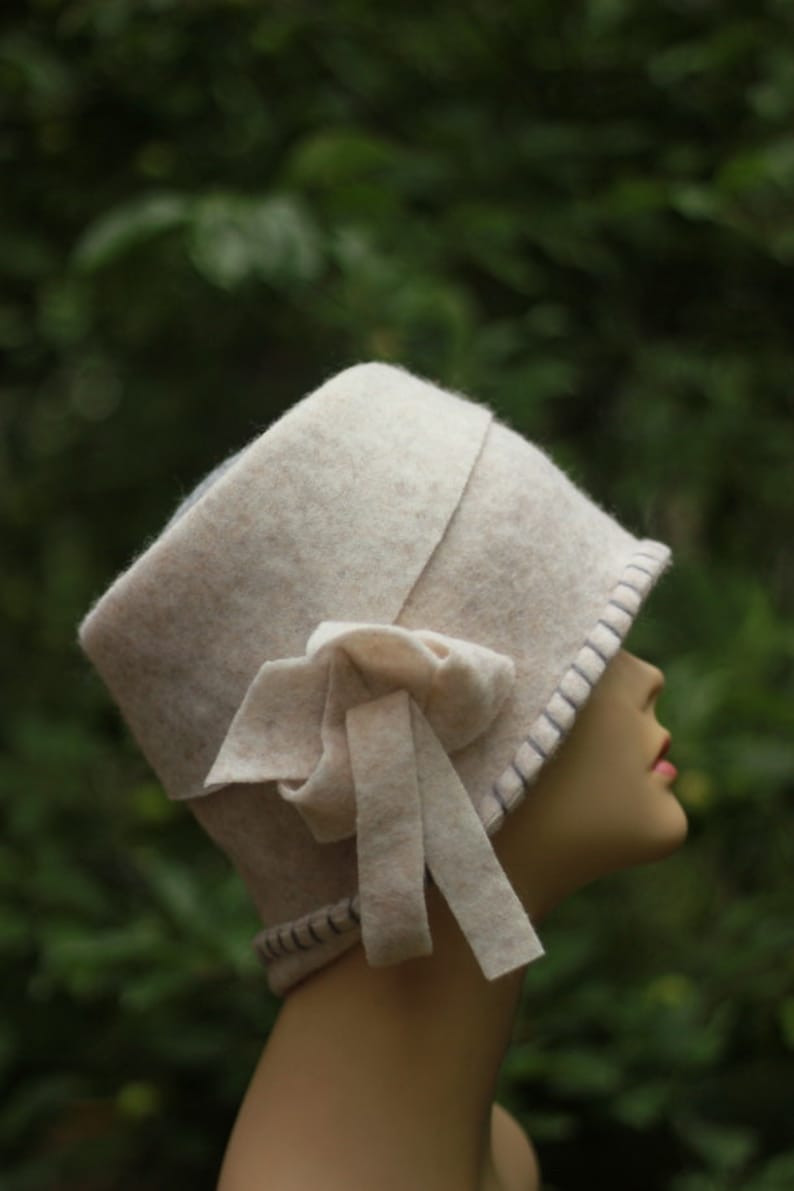 WHITE Retro Kentucky Derby Hat Garden Party Hat Tea Party Hat Church Hat Wedding hat for woman fashion hat Felted Hat Cloche hat handmade