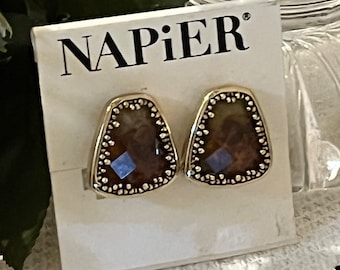 Vintage Napier Gold Tone Clip Earrings: Faceted Brown Stone