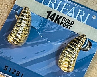 Trifari Gold Tone Scallop Hoop Earrings: 14kt Posts, New On Card