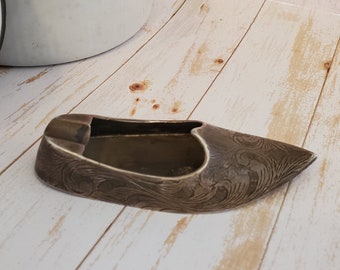 Vintage Shoe Ashtray, Tobacco Collectible, Farmhouse Decor