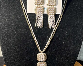 Premier Designs “Bodega Bay” Necklace & Earring Set in New, Never Worn Condition!