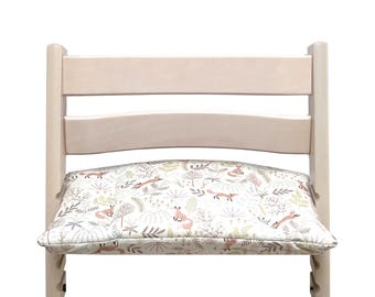 Cushion for  Tripp Trapp High Chair of Stokke - Fox Forest Animals Beige