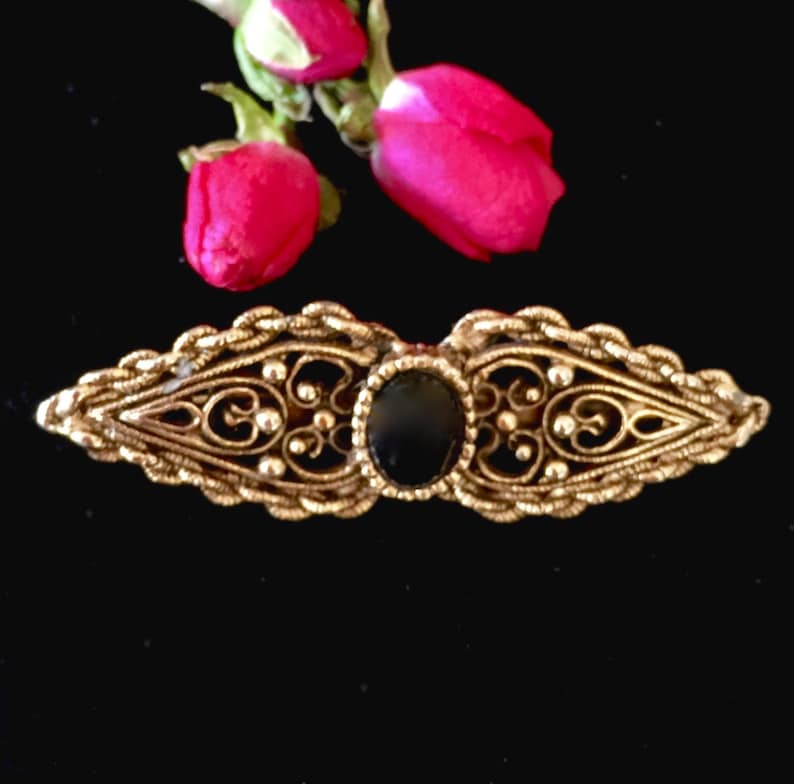 Brooches and jewelry pins black oval onyx center stone early 1900s women girls wife mom anniversary jewelry