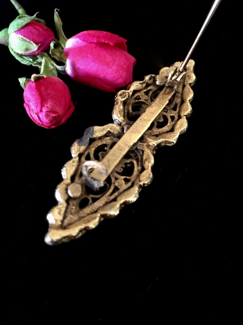 Brooches and jewelry pins black oval onyx center stone early 1900s women girls wife mom anniversary jewelry
