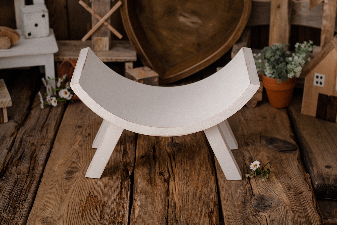 wooden curved bench newborn backdrop
