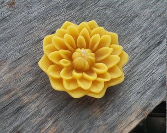 Beeswax Floating Dahlia Candle - Flower Candle - 100% Clean Burning Natural Beeswax Candles - Farmhouse Decor - Rustic