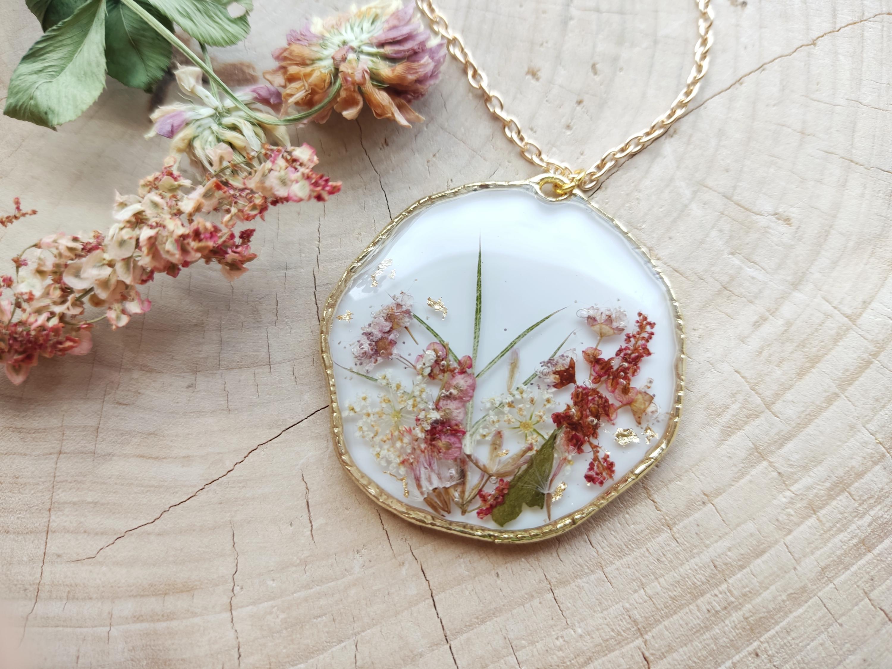 Epoxy resin flower jewelry discount