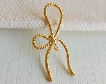 2pcs--28x13mm  Gold Bow  charm , gold plated brass Bow-knot Charm Pendant Connector  EH002