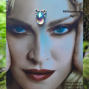Princess Crystal pearl bindi, tribal fusion bindi,  boho face decor jewel gem ,third eye chakra bellydance gypsy goddess festival accessory