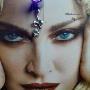 Snake light up bindi, tribal fusion bindi,chakra third eye, witchy face jewel,fairy costume,festival face decor gem jewel,bellydance