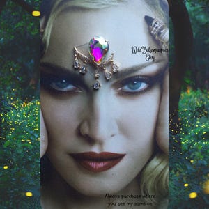 fancy crystal bindi, tribal fusion bindi, third eye, boho festival face decor gem jewel, reusable,bridal bindi, bellydance bindi,