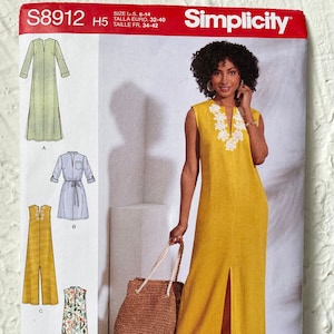 Simplicity Dress V Neck 2 Lengths Sewing Pattern #S8912 Misses&#39; 6-14 Uncut