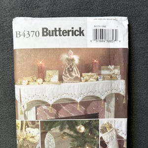 Butterick Victorian Christmas Decor Stockings-Ornaments-Tree Skirt Sewing Pattern B4370 Uncut