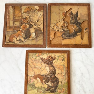 Antikes Vintage handgemachtes Holzrahmentablett Puzzles Hunde & Bären 3er Set