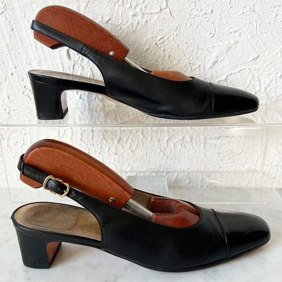 Salvatore Ferragamo | Shoes | Salvatore Ferragamo Low Heels  Salvatore Ferragamo Leather Navy Blue Shoes Sz 9.5 display picture 1