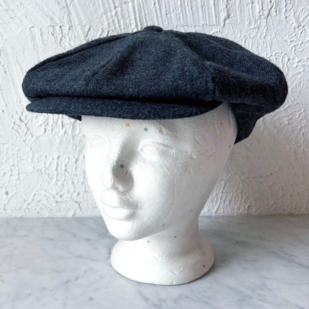 Grey driving cap hotsell
