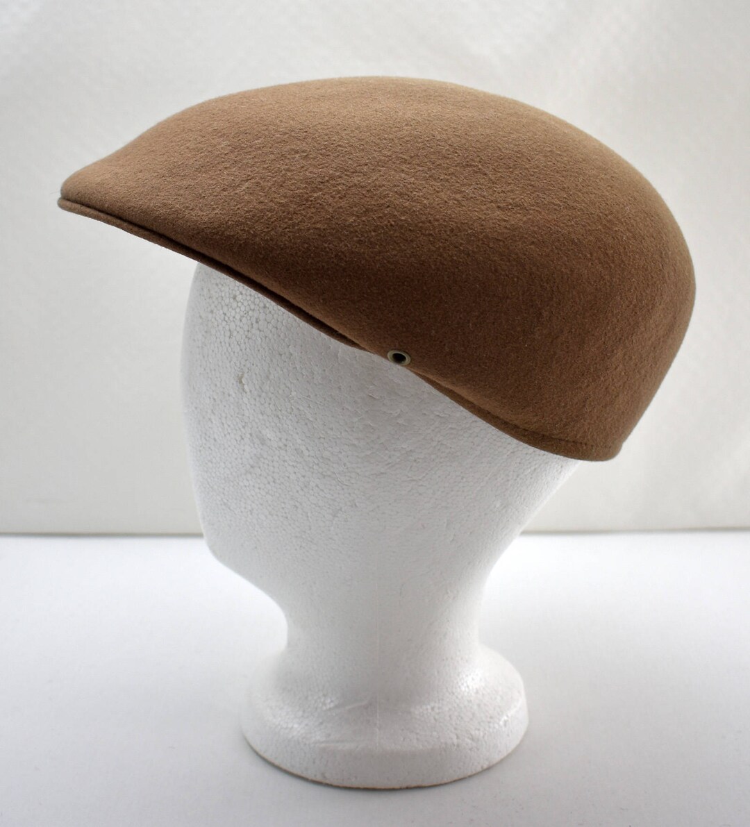 Vintage Country Gentleman Tan Wool Newsboy Cap Lite Felt Water ...