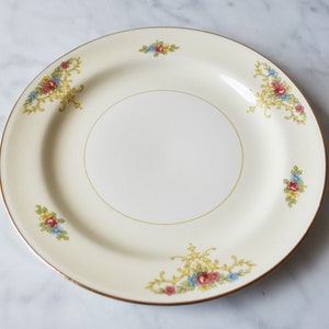 Vintage China Homer Laughlin Eggshell Nautilus Rochelle Bread & Butter Plate 6&quot;