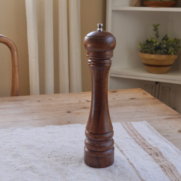 Mr Dudley Wood Peppermill Large / Vintage Wood Pepper Grinder By Mr Dudley