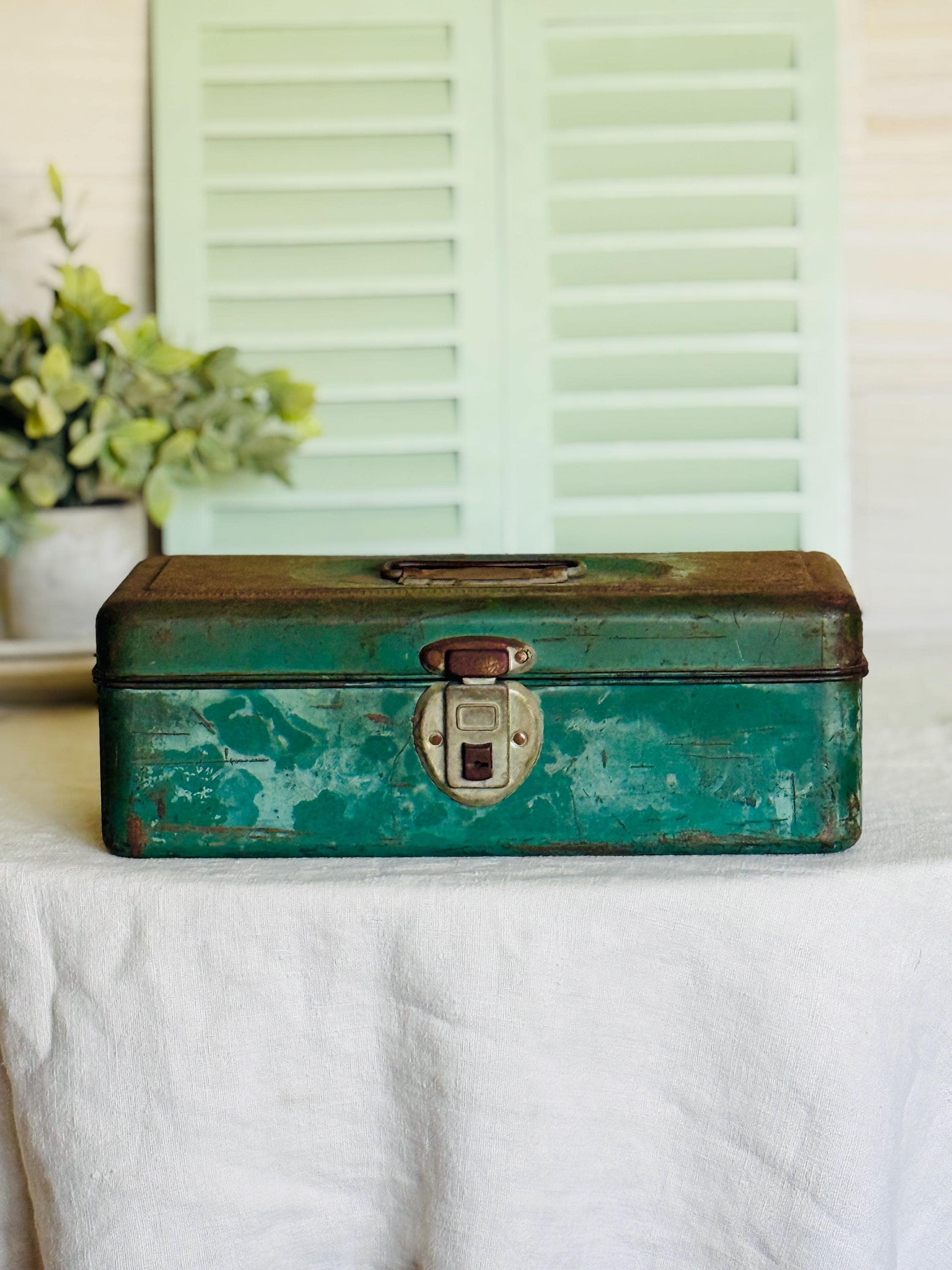 Vintage Union Steel Tool Box: Green Metal Tackle Box, USA Made - Etsy