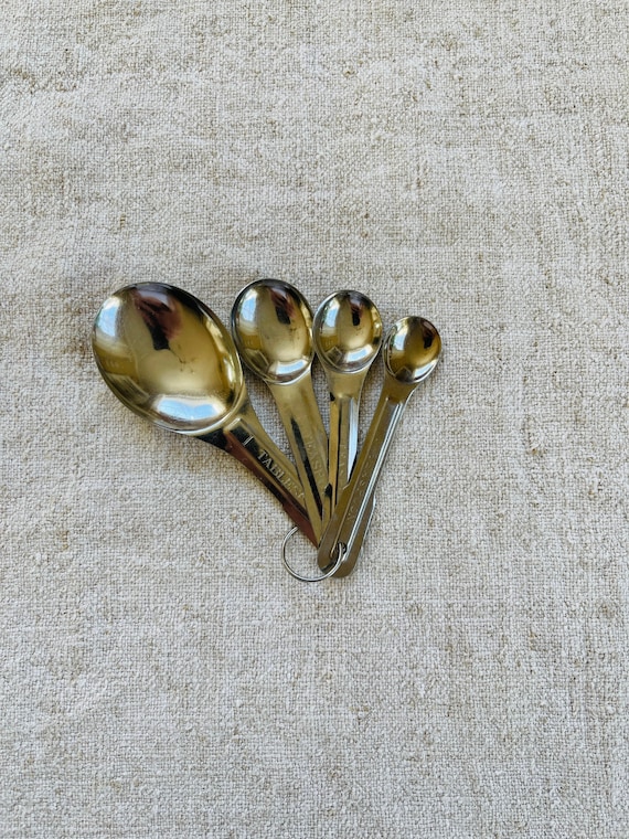 Authentic Vintage Metal Measuring Spoons 