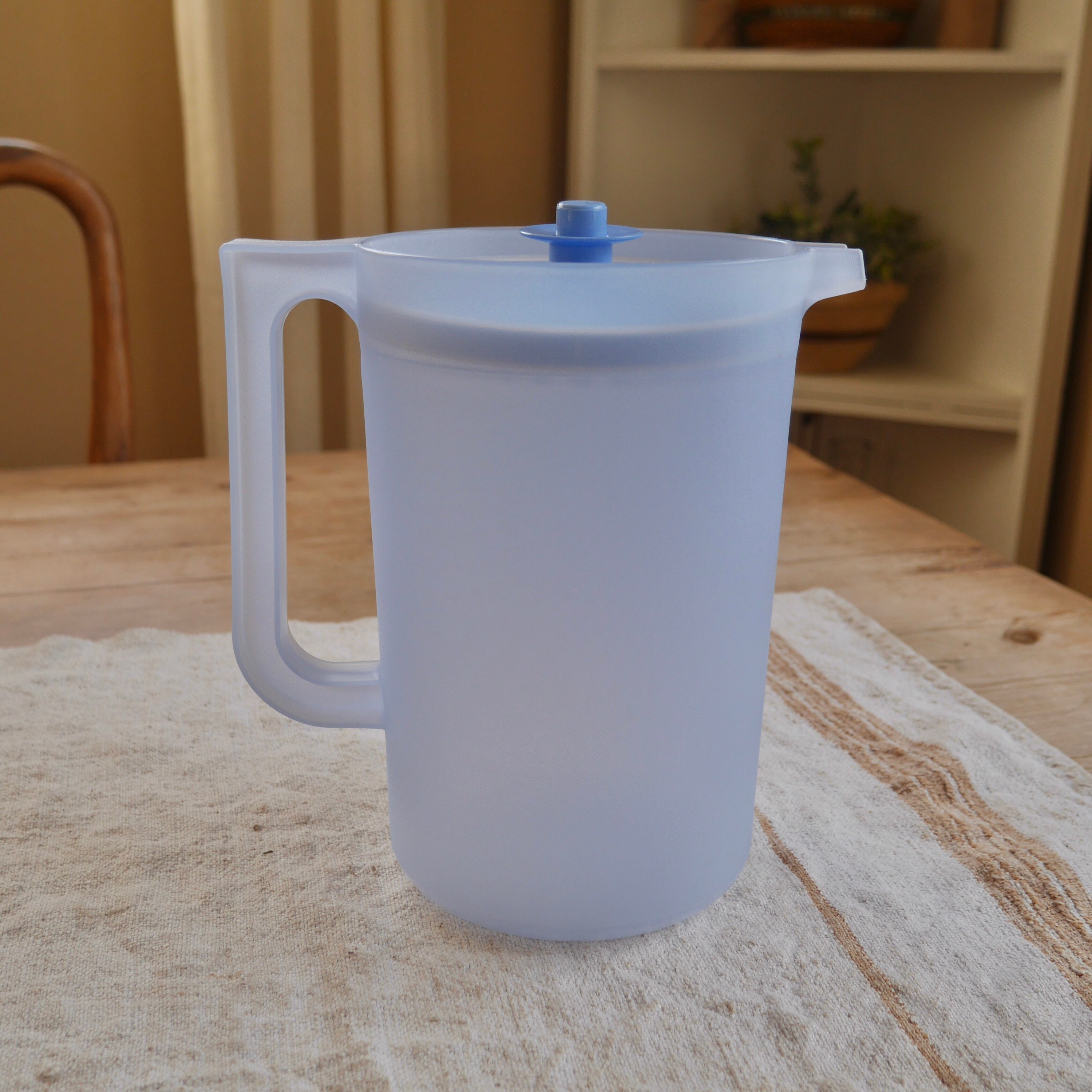 Tupperware 1676 Sheer Frosted Beverage Pitcher Blue Push Button