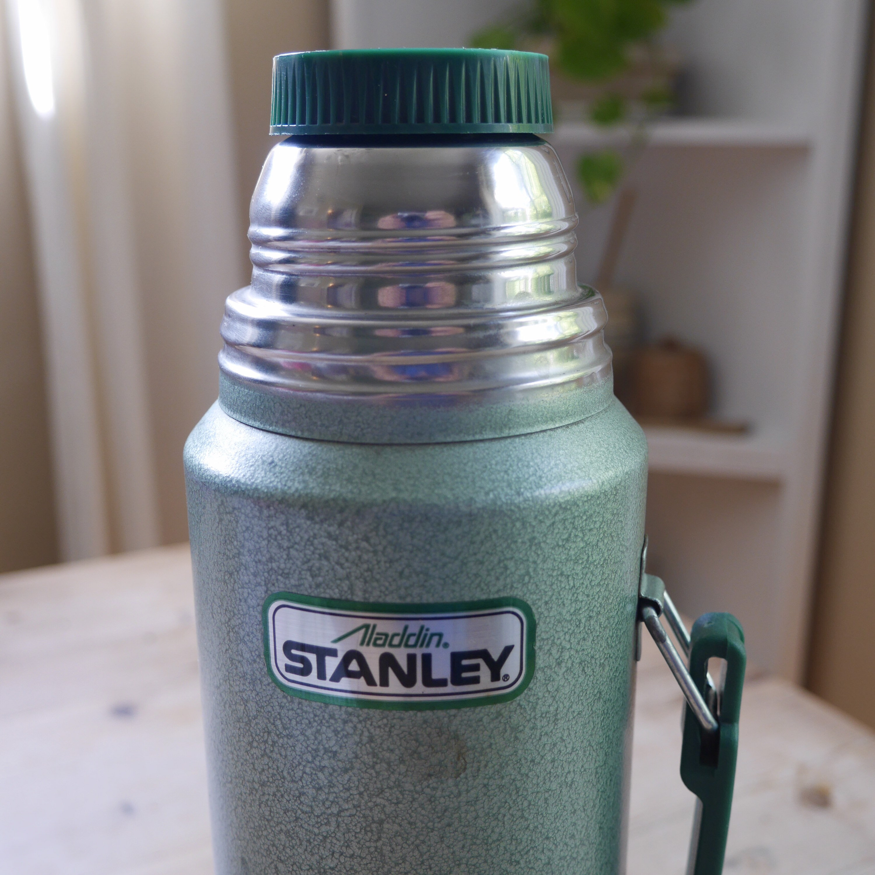 Green Stanley Thermos Vintage 1956 Super Vac A945 Mid-Century Decor – Eagle's Eye Finds