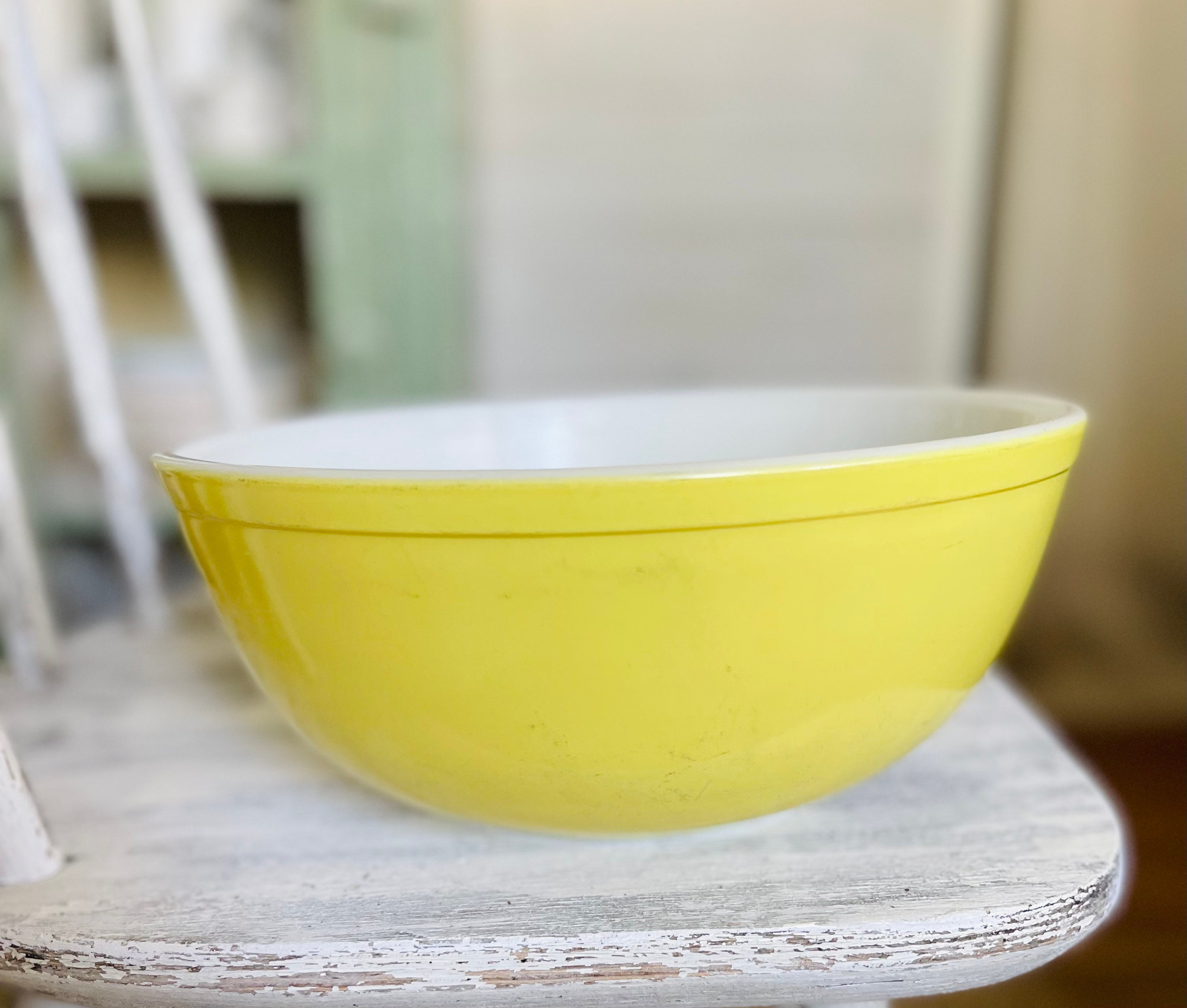 Large yellow pyrex bowl