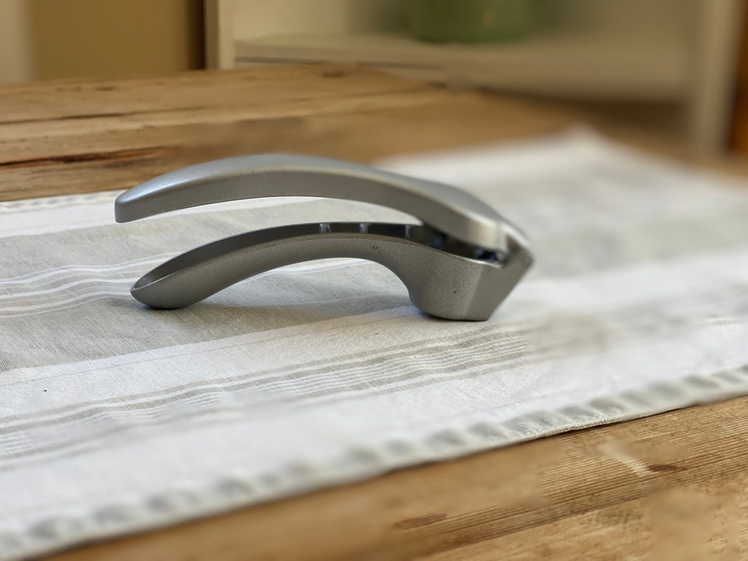 Pampered Chef Garlic Press, Garlic Press Made in Taiwan G11 G21 Etsy