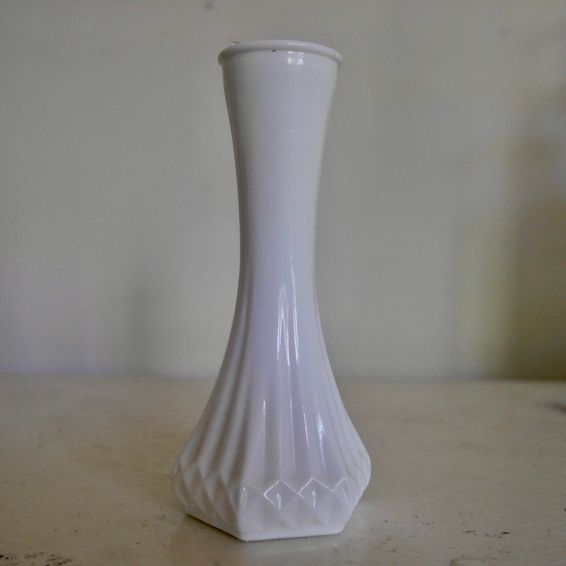 Vintage White Milk Glass Flower Vase Hoosier White Bud Vase Etsy