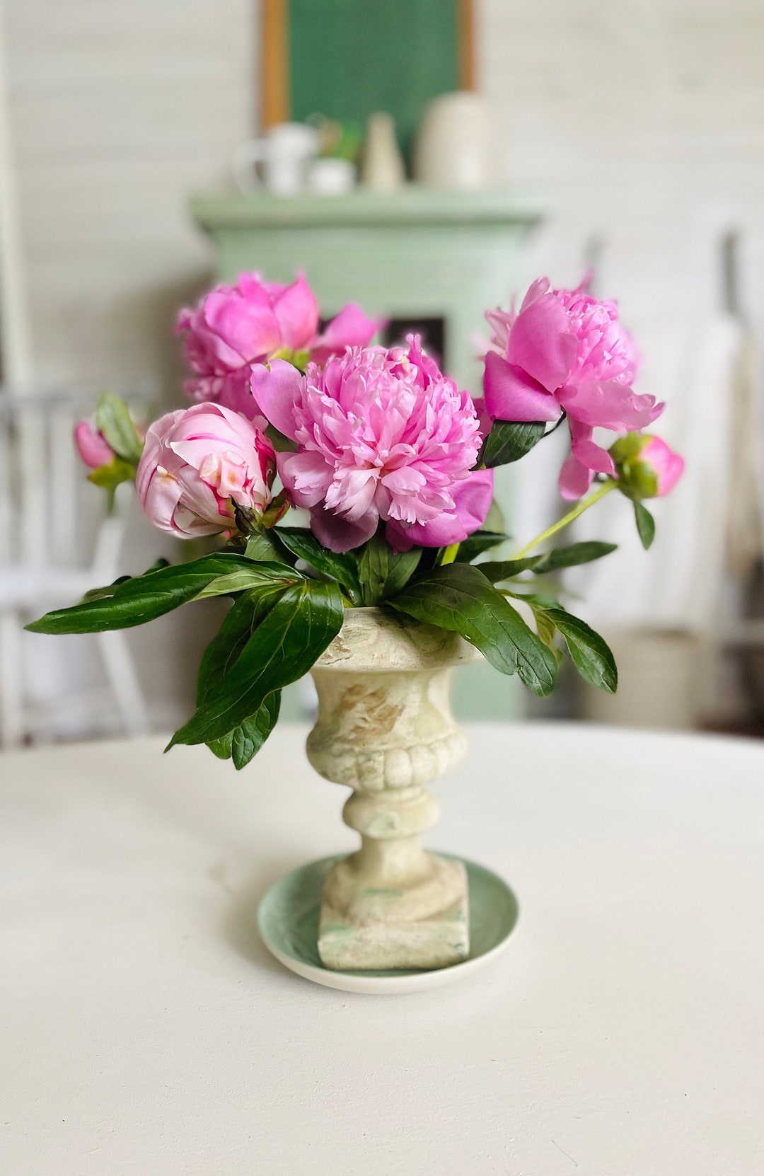 Vintage Urn Pedestal Vase / French Style Round Garden Urn Planter Pot