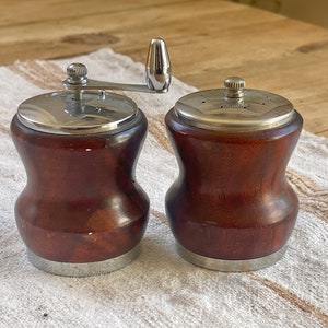 Olde Thompson Wood Salt Shaker and Pepper Grinder / Peppermill and Salt Shaker Set by Olde Thompson