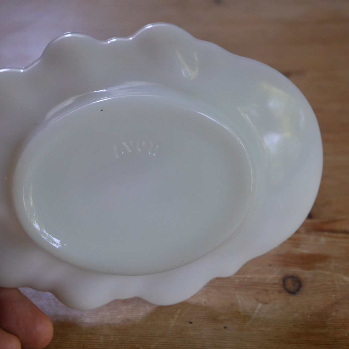 Avon White Milk Glass Sea Shell Angle Soap Dish / Vintage Avon Etsy