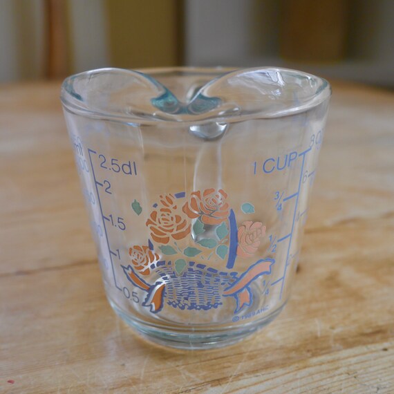 8 oz Glass Measuring Cup - Anchor