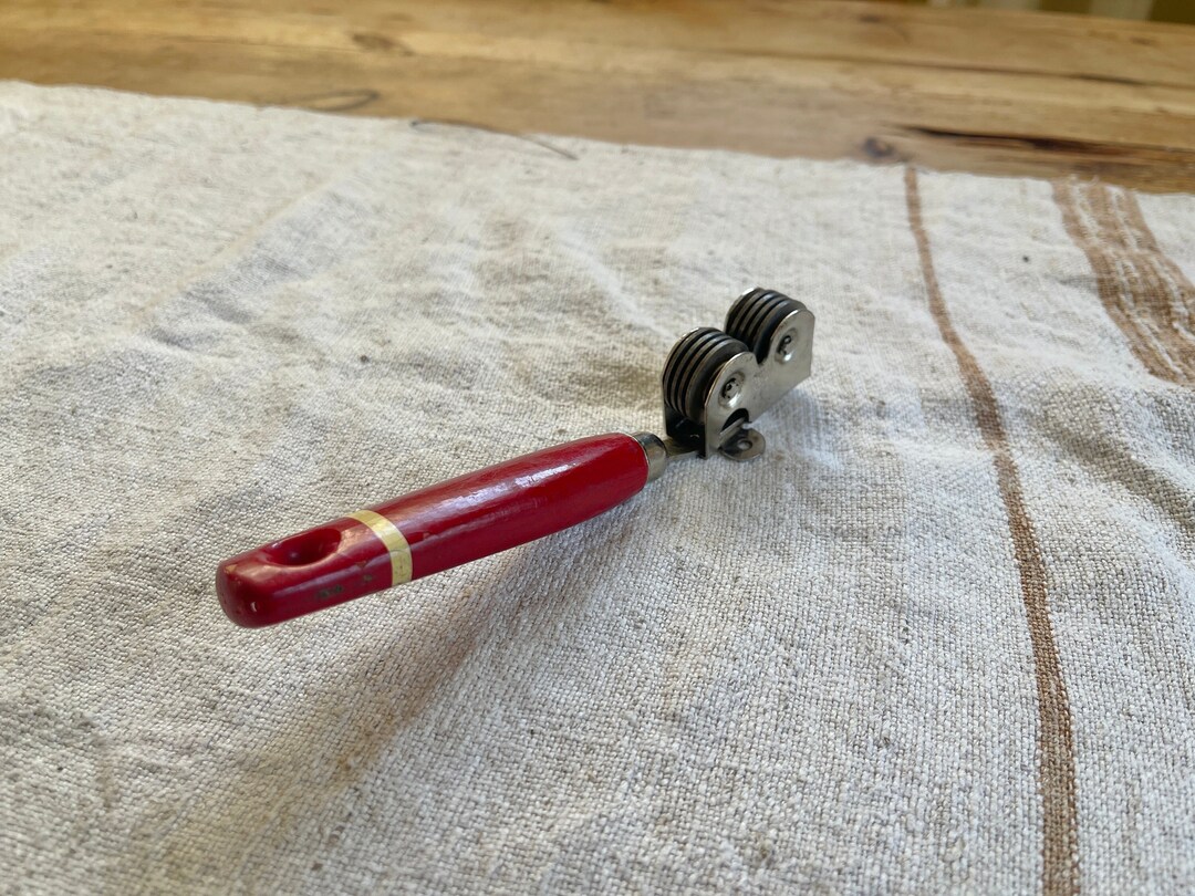 Vintage EKCO A&J Wood Red Handle Knife Sharpener Pull Through / Vintage