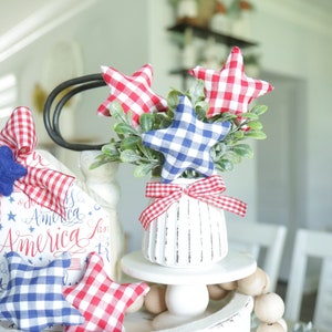 Fourth of July Floral-Patriotic Decor-4th of July decor-USA-Patriotic-Red White Blue-Boxwood Arrangement-Tier Tray Plant-Tier Tray Decor