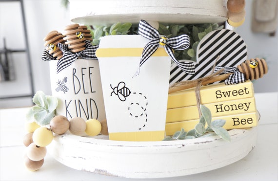 QUEEN BEE HONEY MINI SIGN TIERED TRAY SPRING SUMMER HOME KITCHEN BEE DECOR