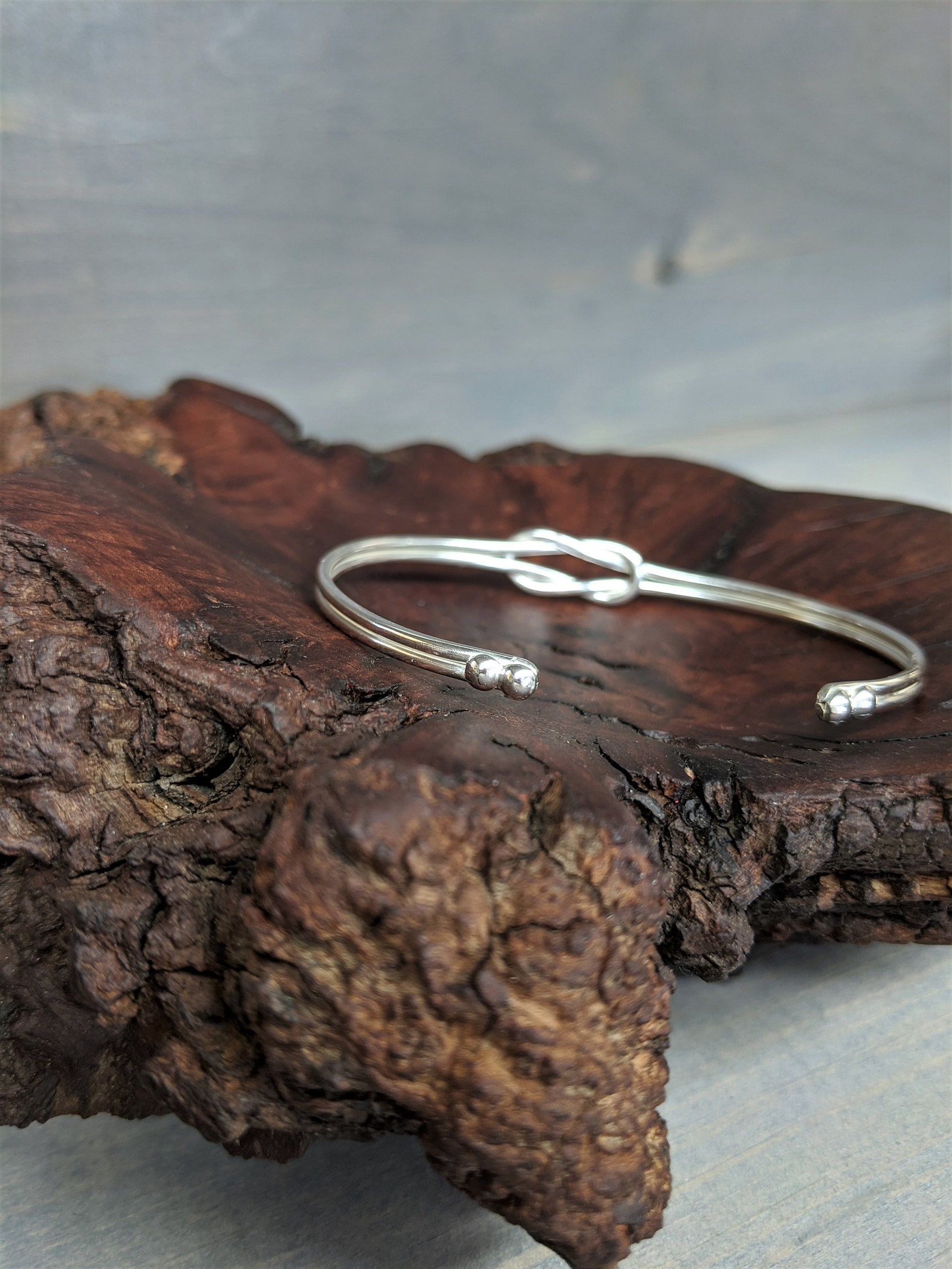 sterling silver tie the knot bracelet