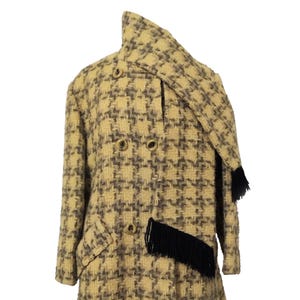 1960&#39;s Wool Houndstooth Print Coat with Scarf-Collar